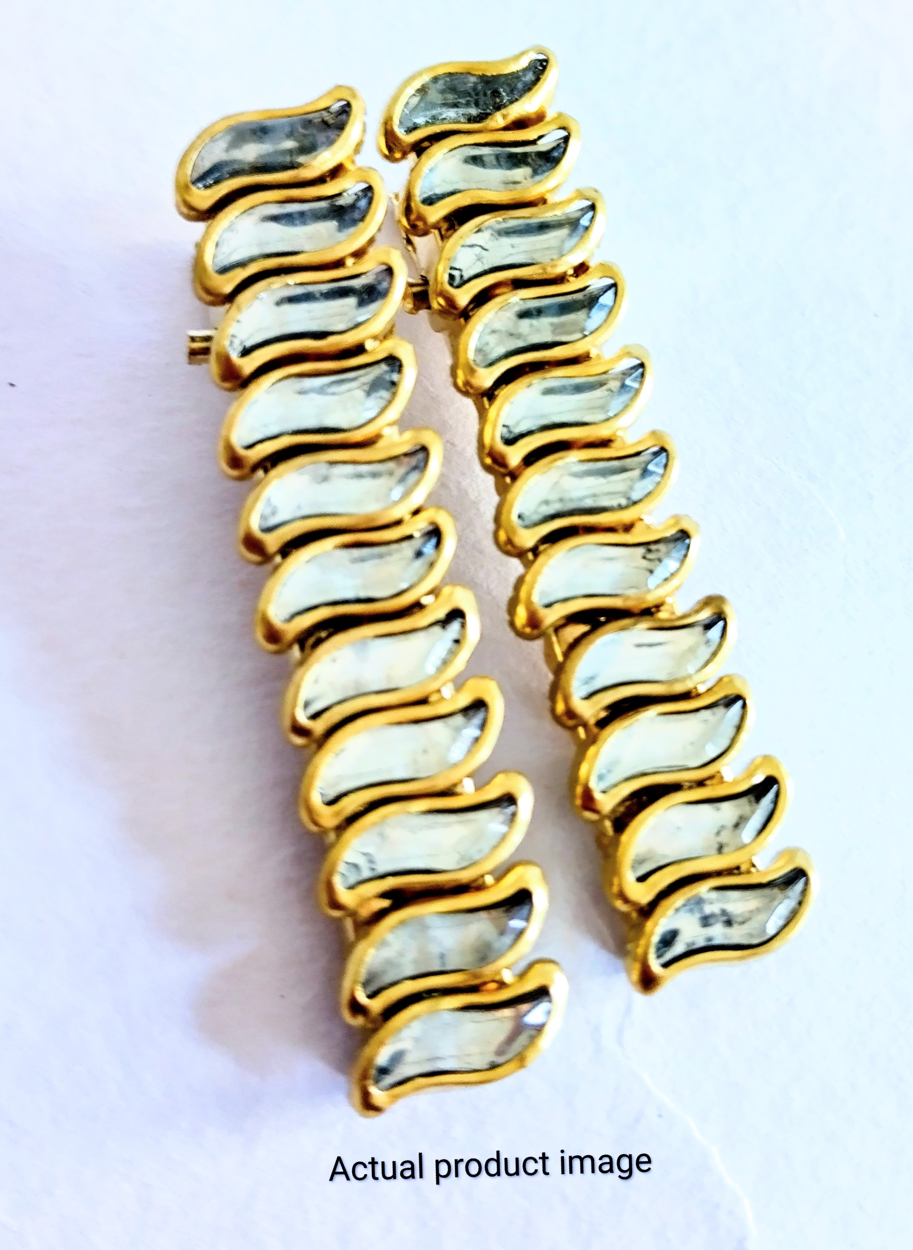 Classic Pearl Wave Hair Clip Set – Gold Finish